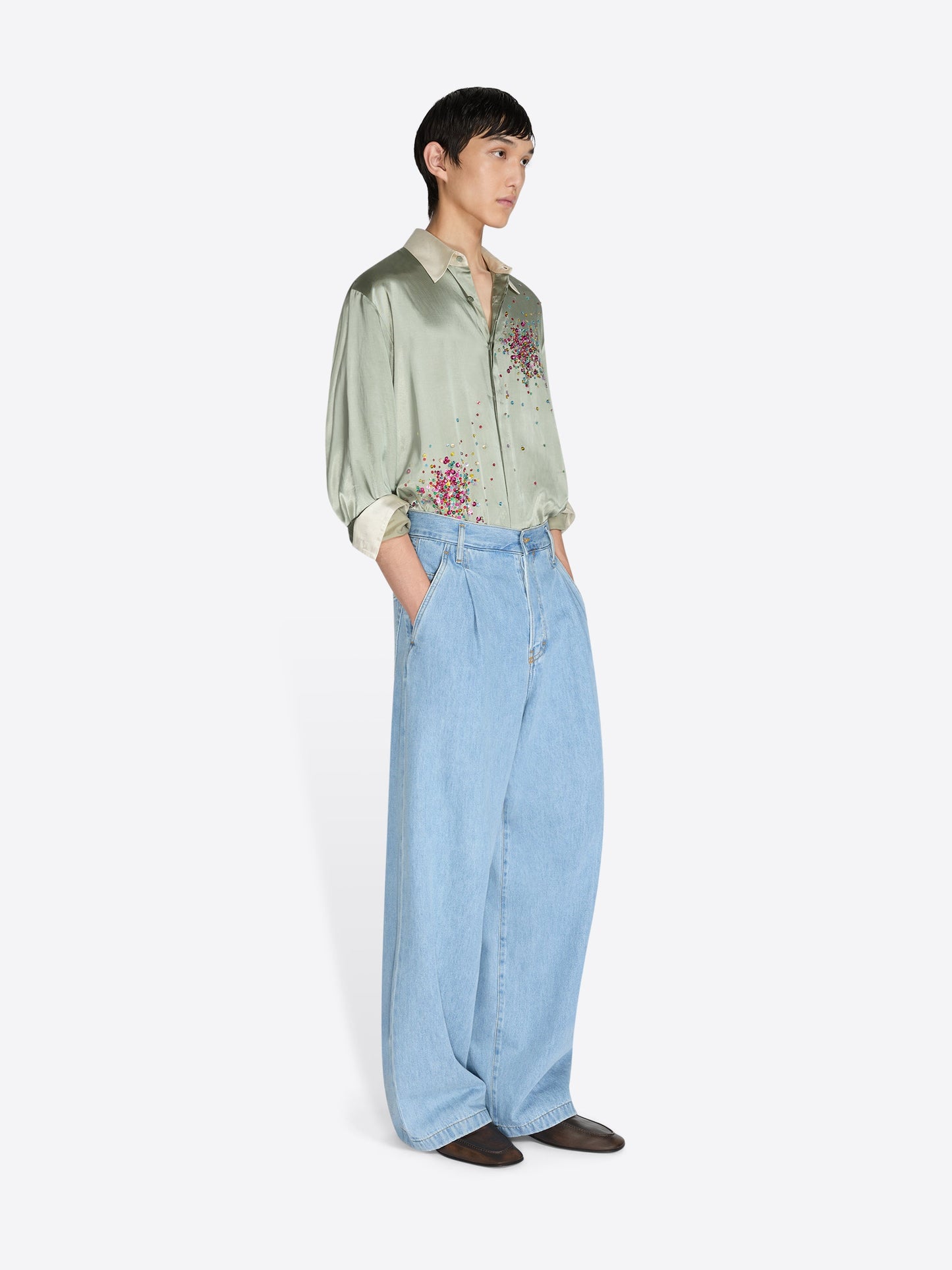 Pleated Jeans